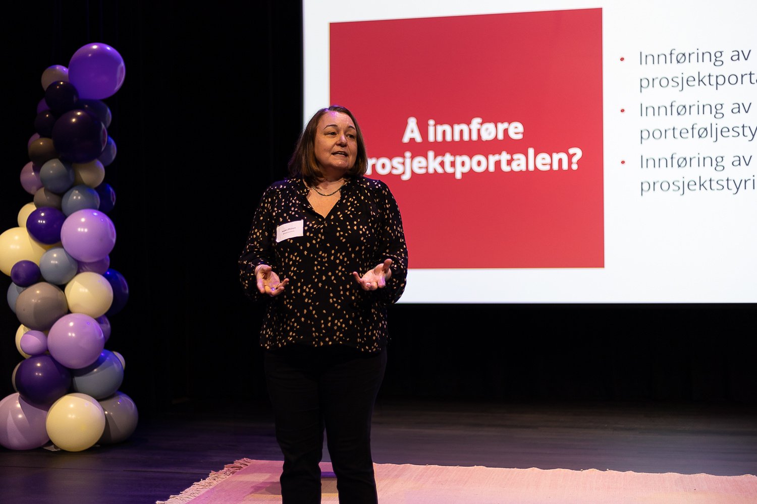 Karen Pinholt, leder for Prosjekt- og porteføljestyring i Nittedal kommune, deler deres endringsreise om innføring av Prosjektportalen.